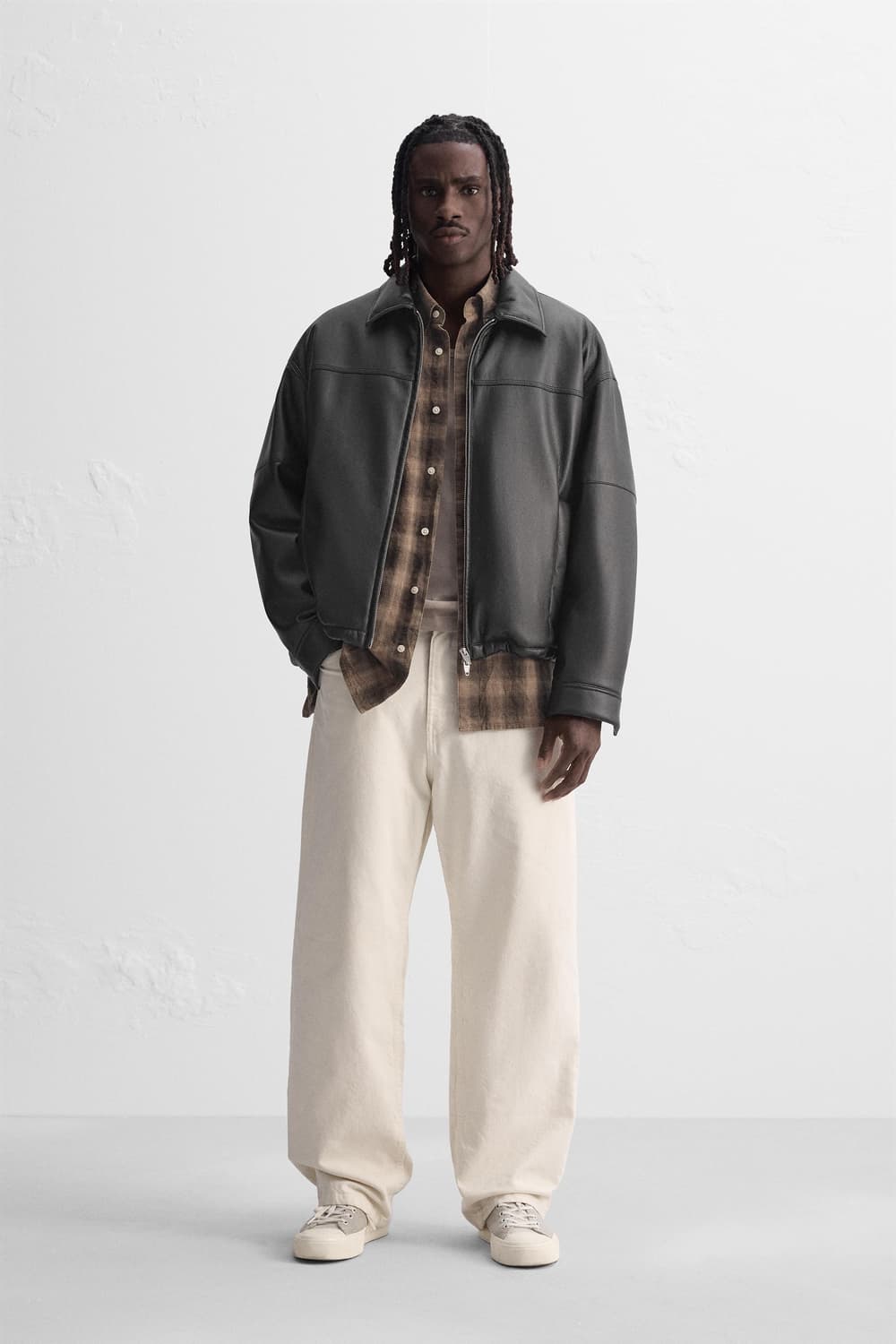 자라 페이크 레더 블랙 자켓 상품이미지3