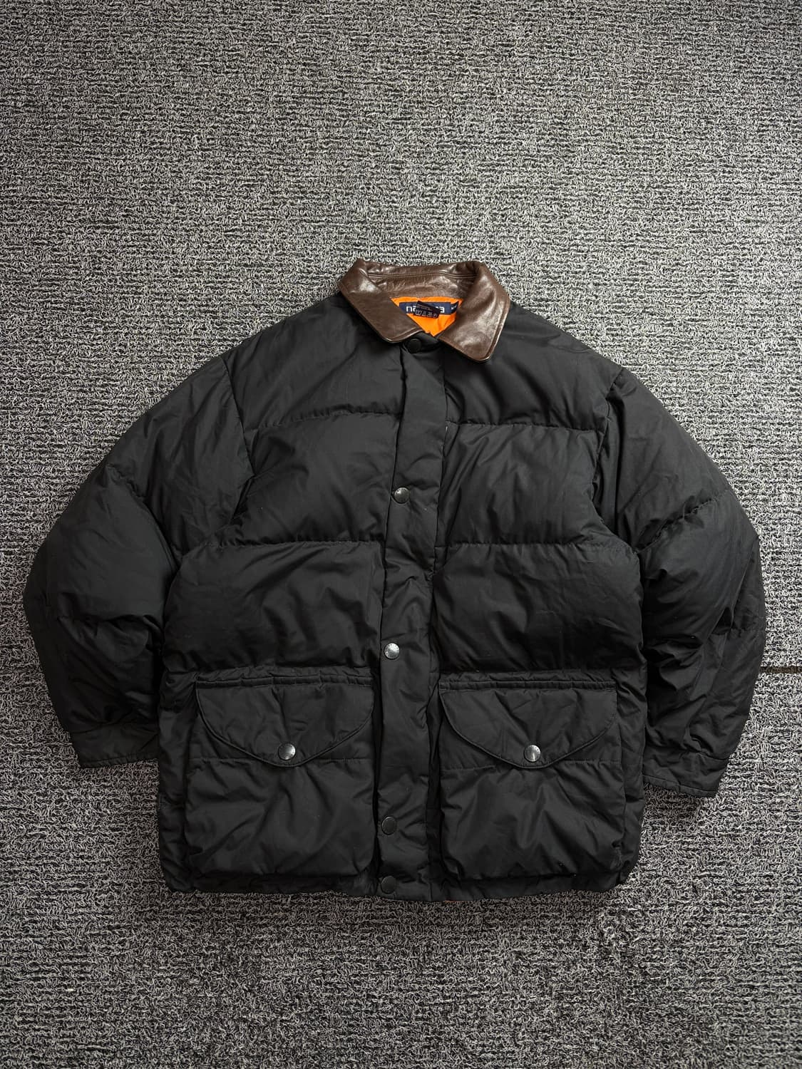 노티카 올드스쿨 레더 카라 다운 패딩 점퍼 2304 상품이미지2