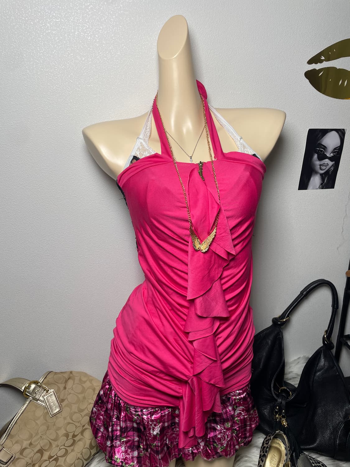 갸루 Pink 홀터 레이스 셔링 탑 상품이미지1