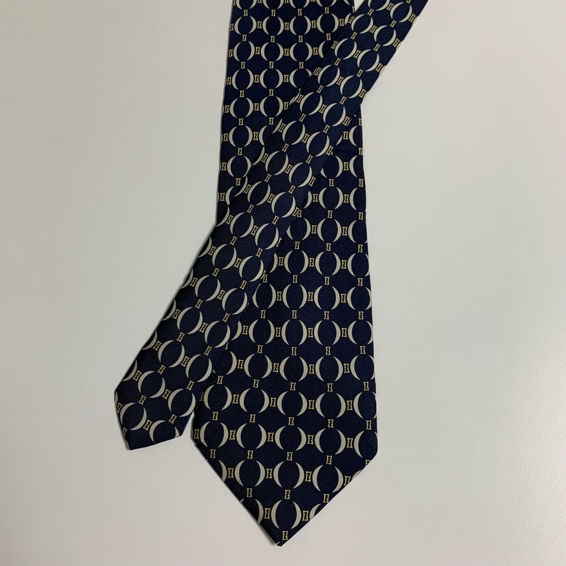 펜디(FENDI) FF모노그램 명품넥타이 네이비컬러 최상급 9.6cm 상품이미지3