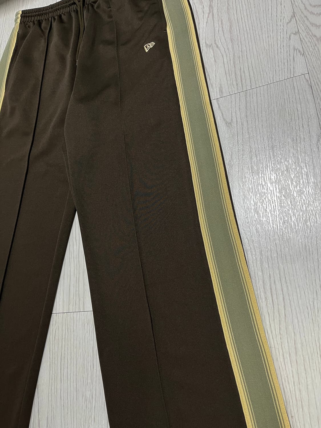 뉴에라(JP) 브라운 월넛 트랙 팬츠 XXL 상품이미지4