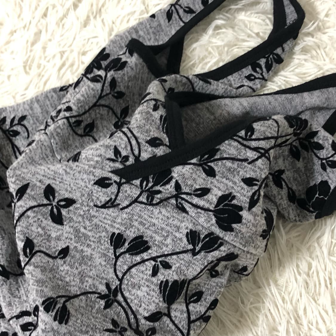 빈티지 그레이 플라워 나시 상품이미지4