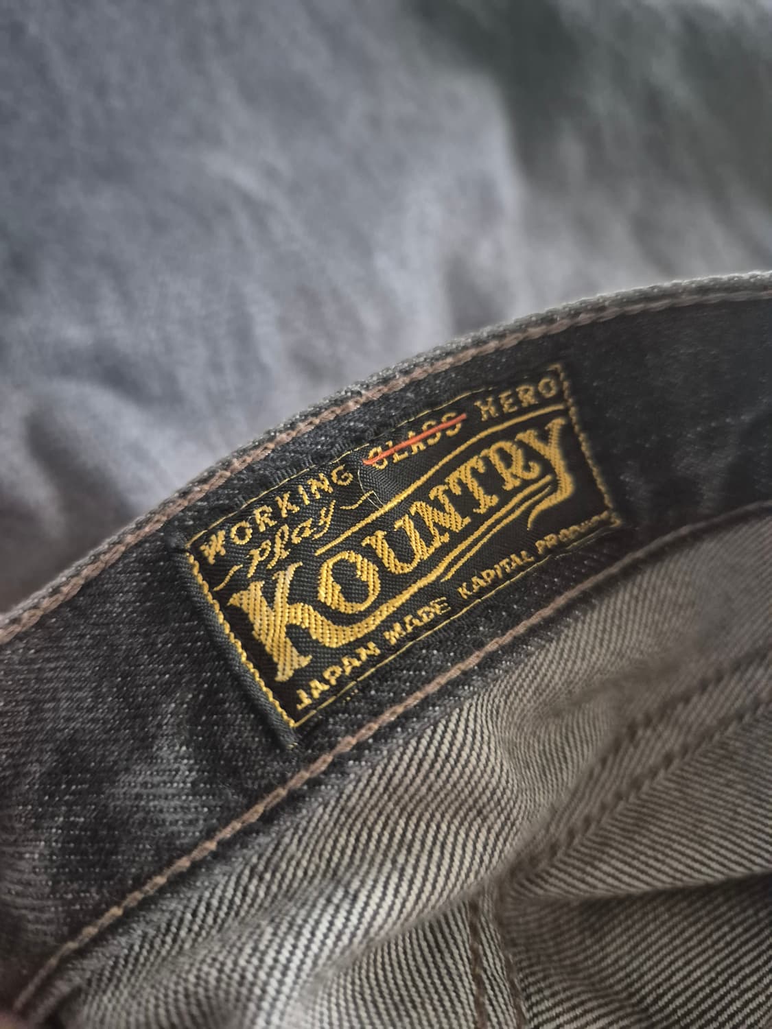 캐피탈 잼스톤 팬츠 흑청 38 사이즈 판매 합니다. 상품이미지8