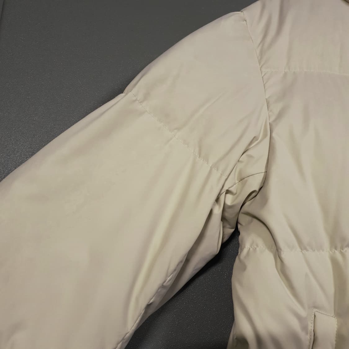 실측 L (100) coor 쿠어 구스다운 숏 패딩 점퍼 자켓 크림 상품이미지3