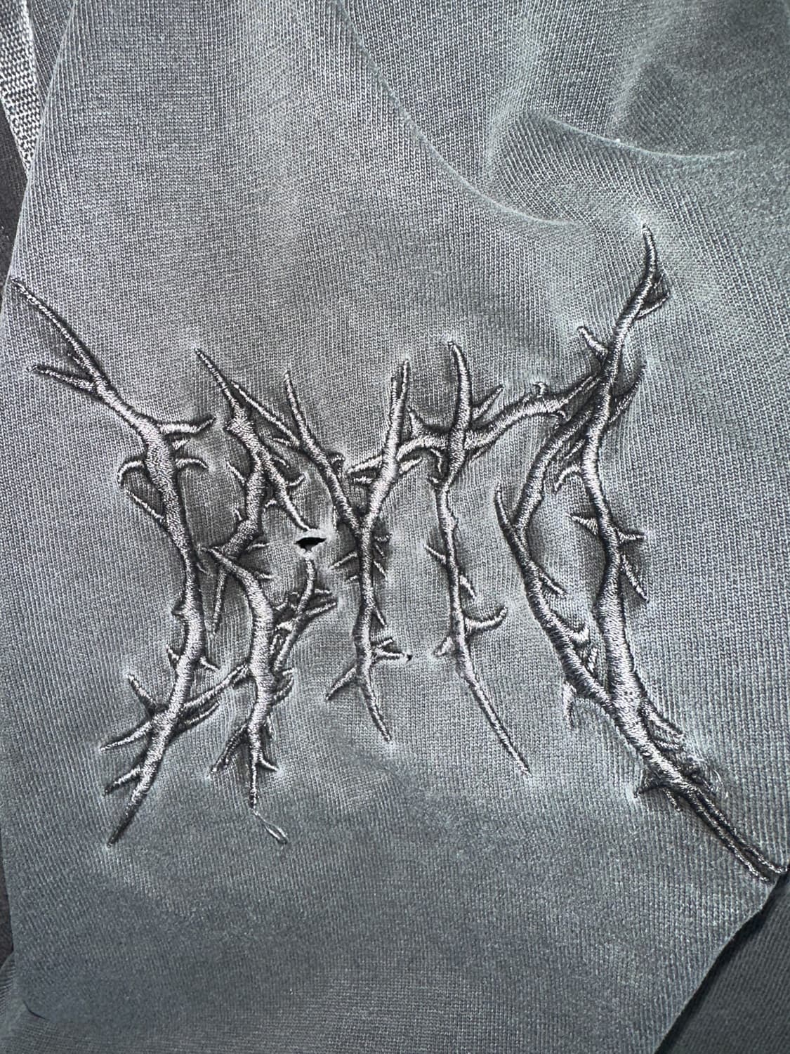 아이시토 래글런 롱슬리브 티셔츠 다크그레이 상품이미지5