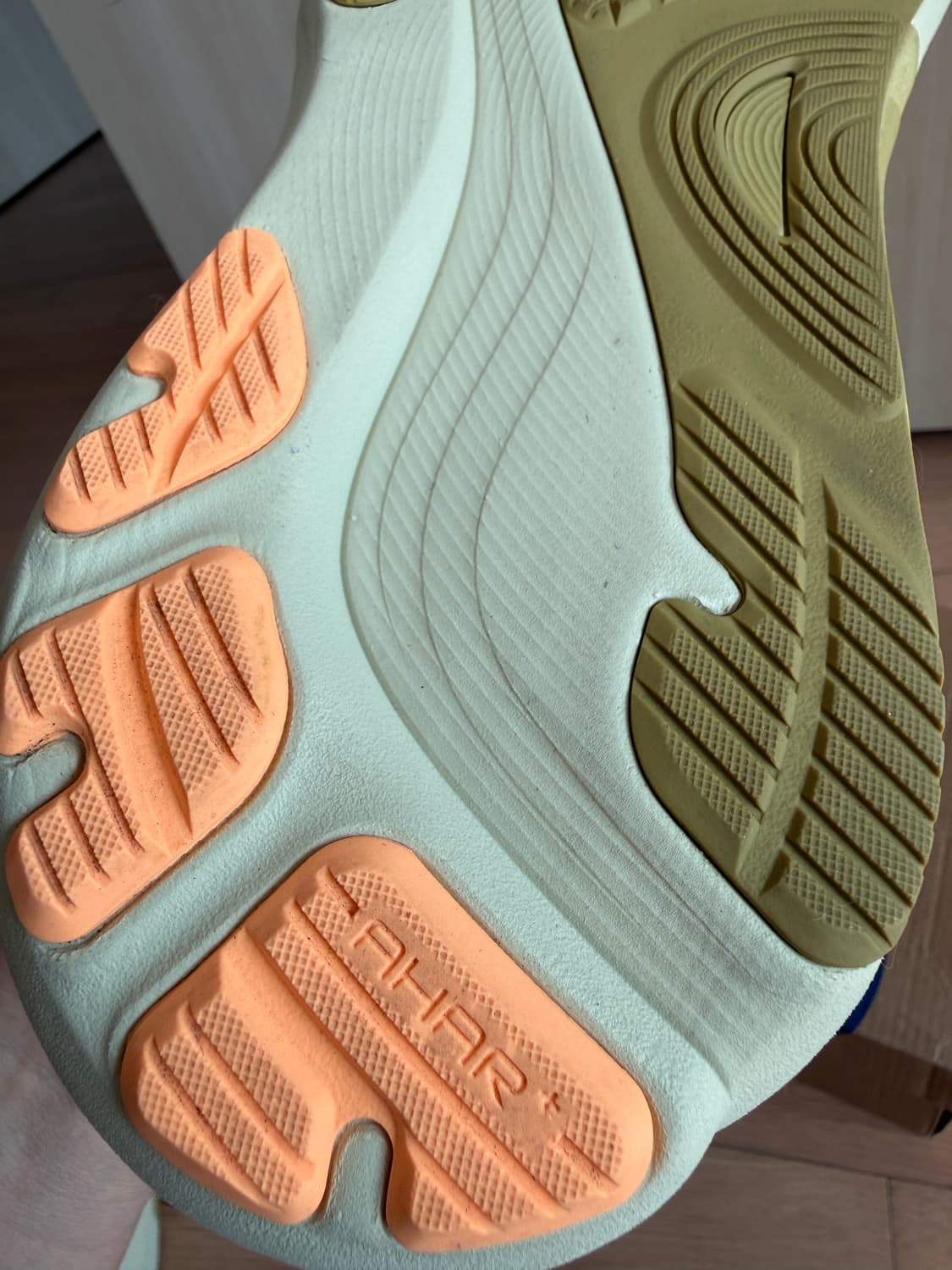 [300] 아식스 젤 카야노 32 4E 화이트 오렌지 글로우 상품이미지9