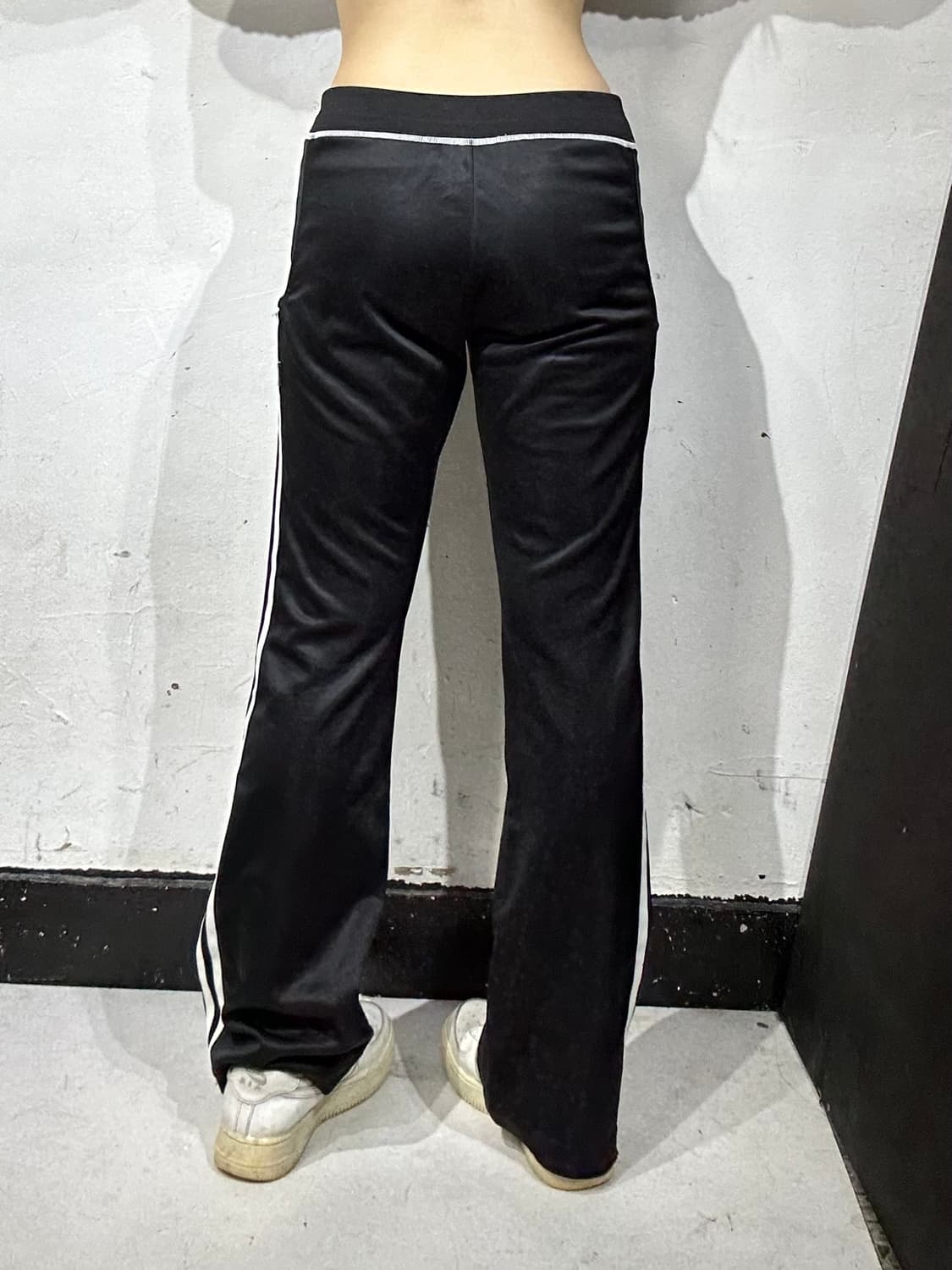 아디다스 블랙 대장급 스키니 화이트 삼선 부츠컷 트레이닝 추리닝 바지 M 상품이미지3
