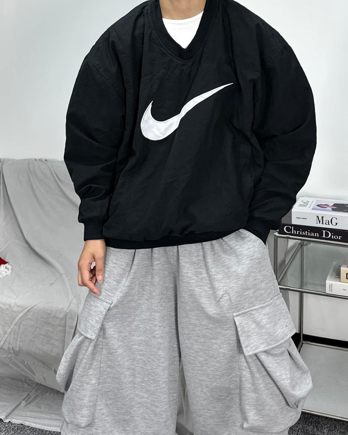 나이키 블랙 빅로고 빅스우시 웜업 L 상품이미지4