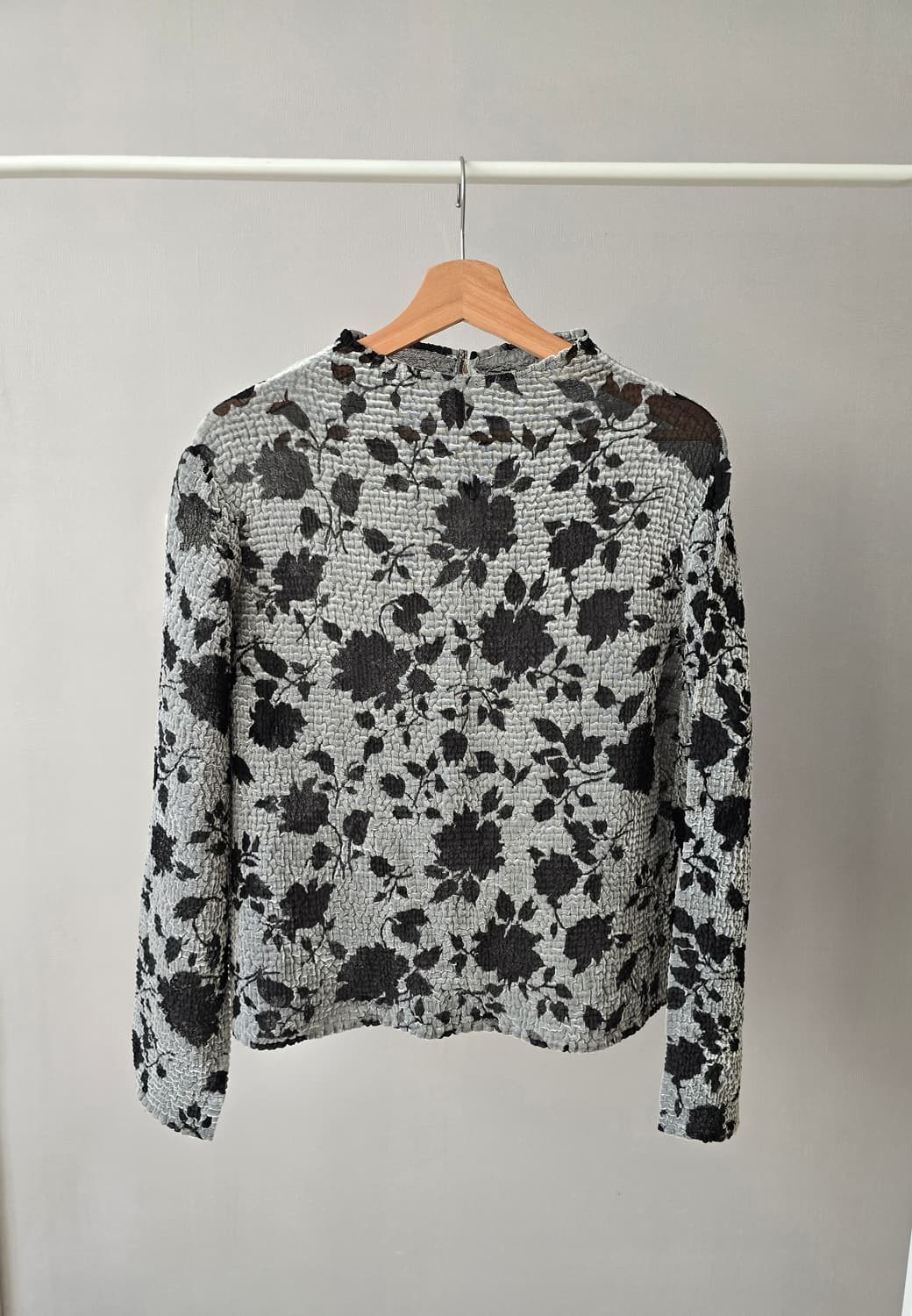 Black Velvet & Organza Floral Blouse  상품이미지1