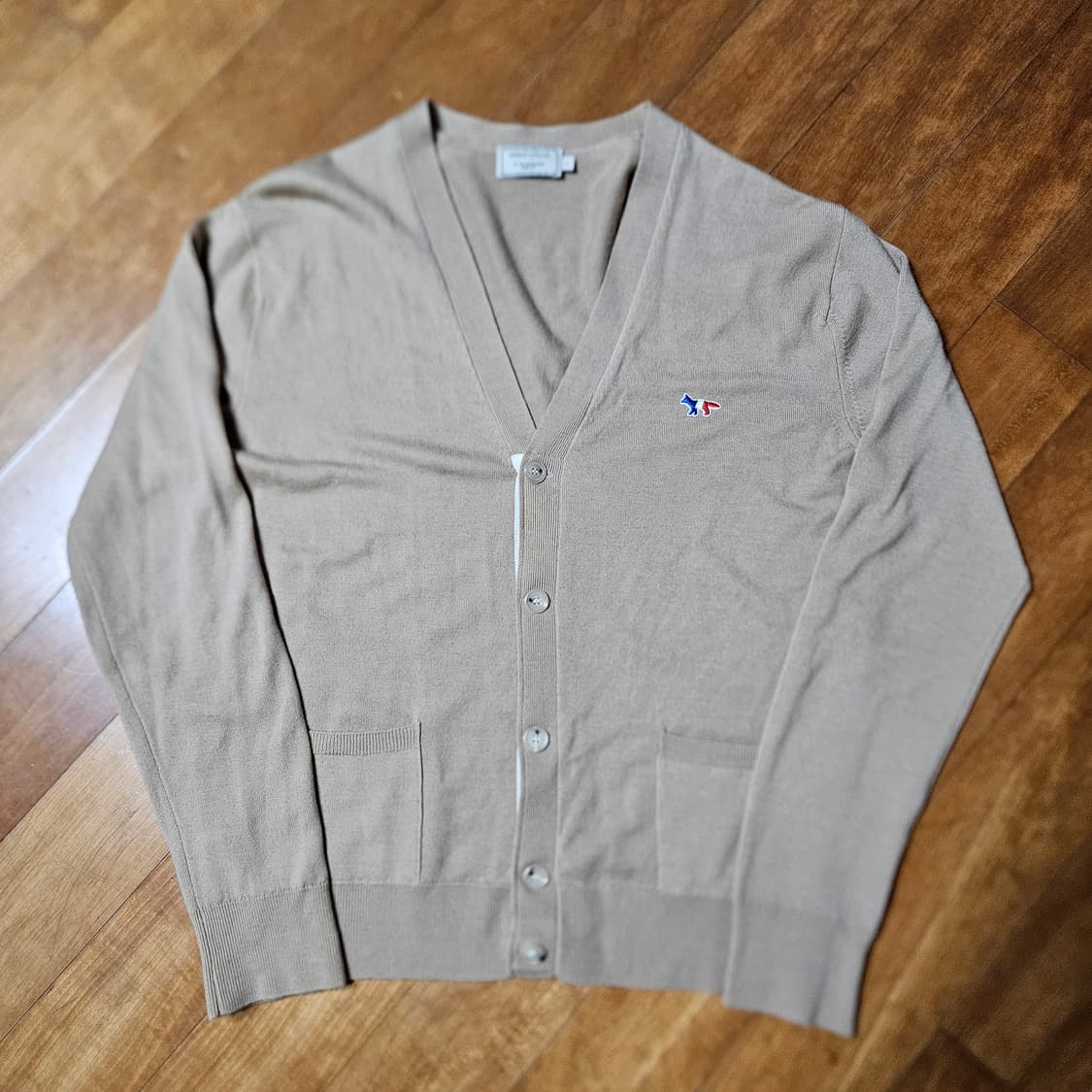 메종키츠네 버진울 폭스 패치 가디건 베이지 상품이미지1