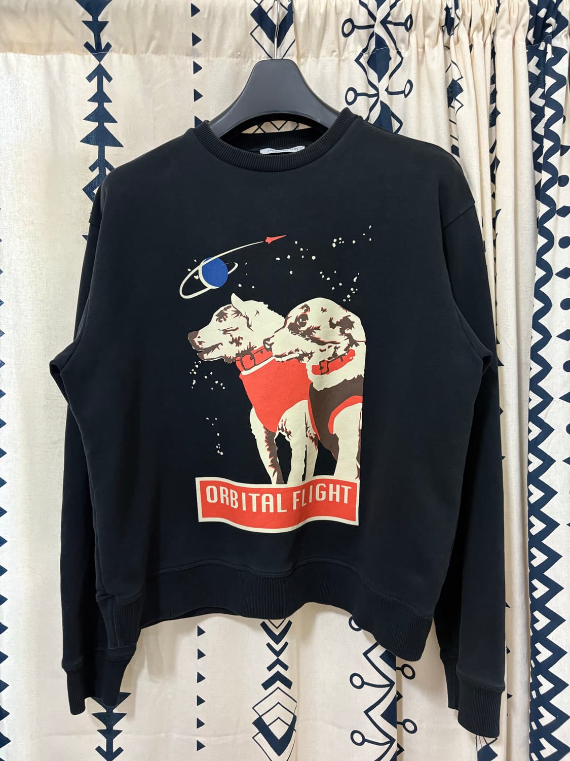 J.W.Anderson 스페이스독 맨투맨  상품이미지3