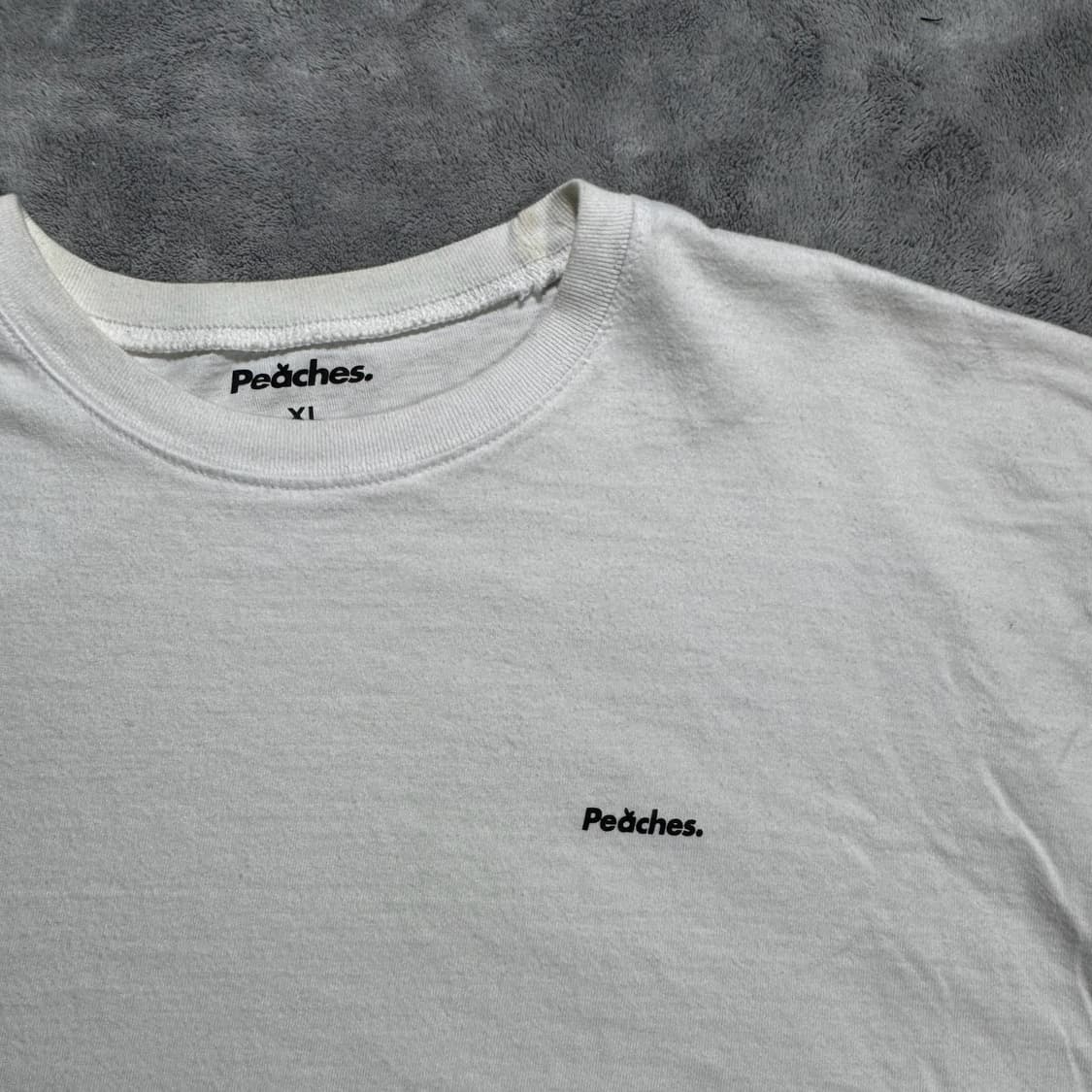 Peaches 피치스 화이트 반팔 티셔츠 상품이미지2