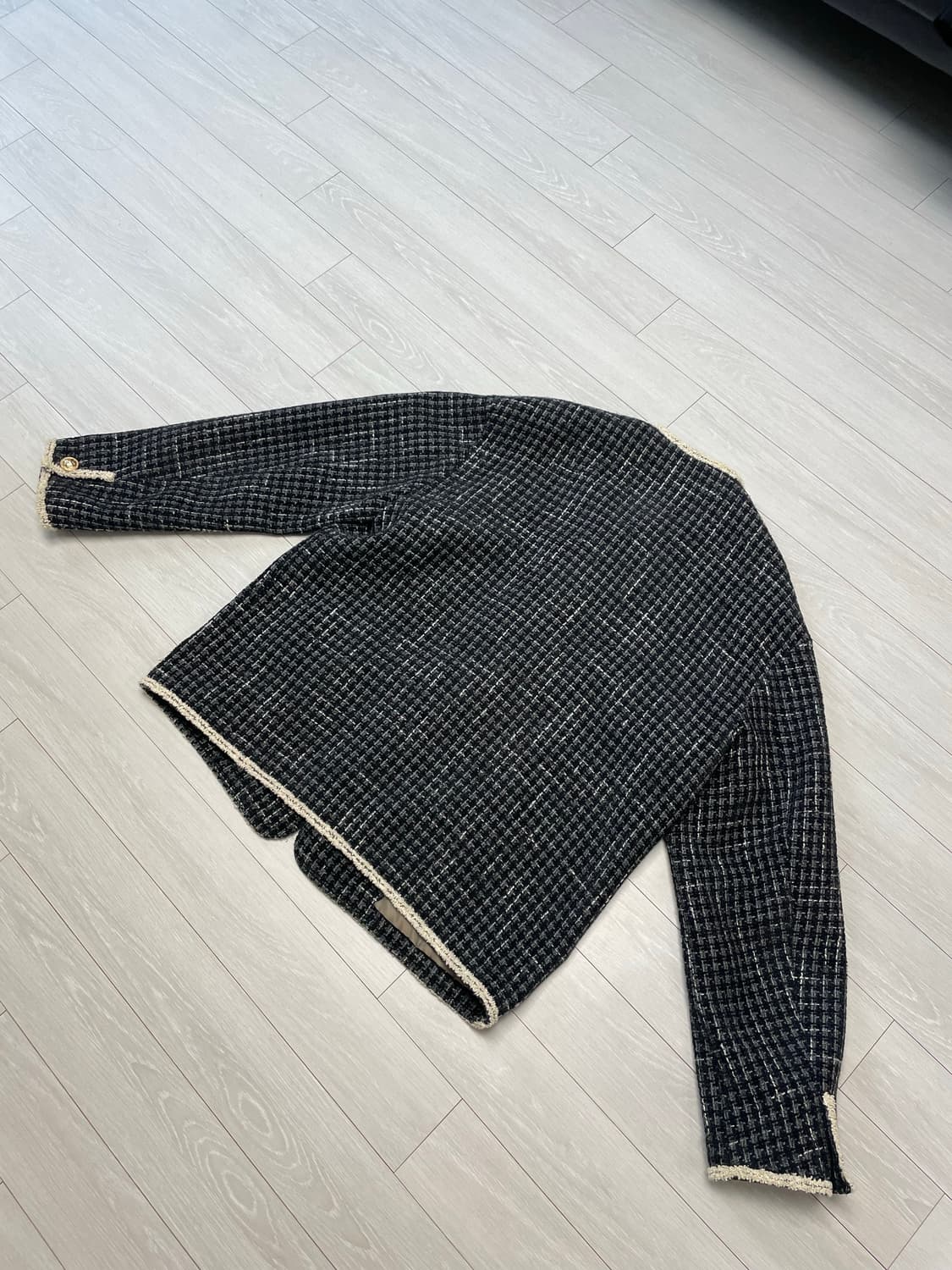 세터 몰턴 투톤 트위드 자켓 (클래식 블랙) 상품이미지5