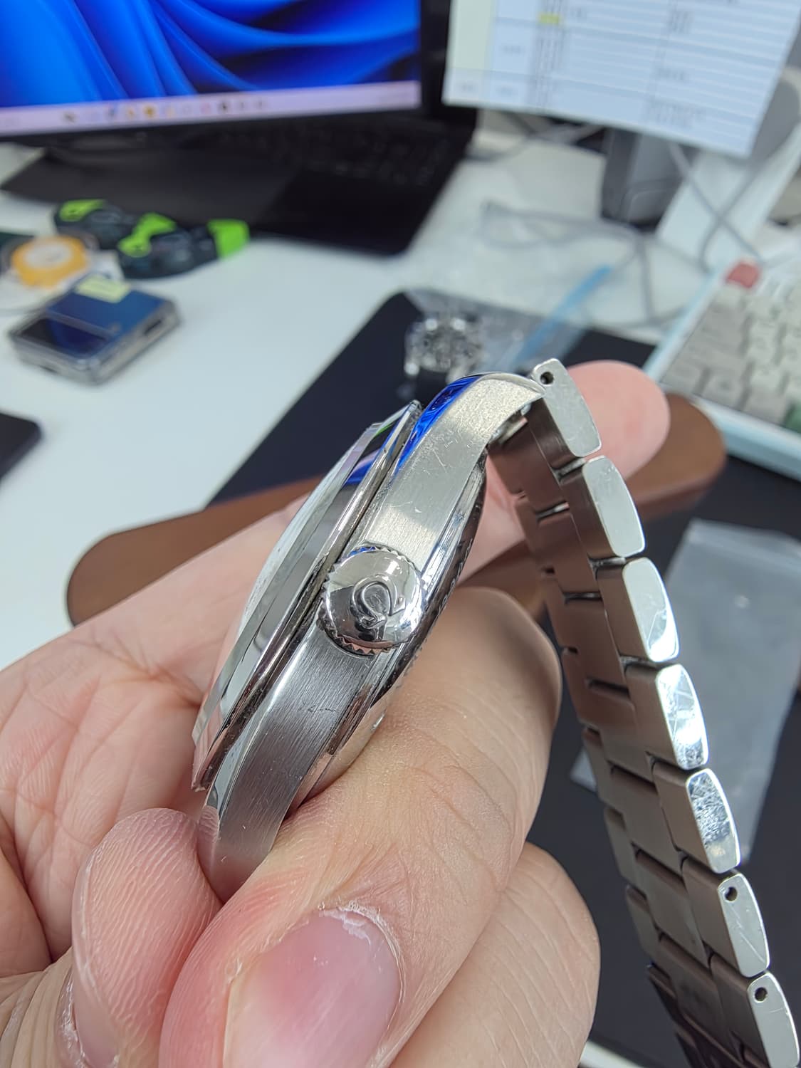 씨마스터 스타일 오토매틱 시계 상품이미지3