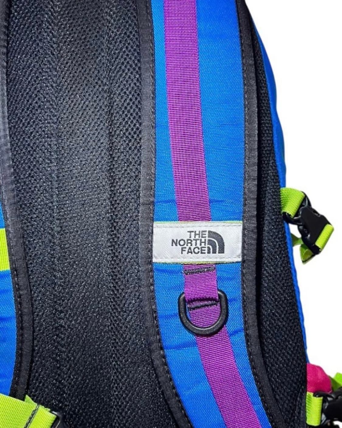 아오이유우 노스페이스 핫샷 멀티컬러 백팩 상품이미지4