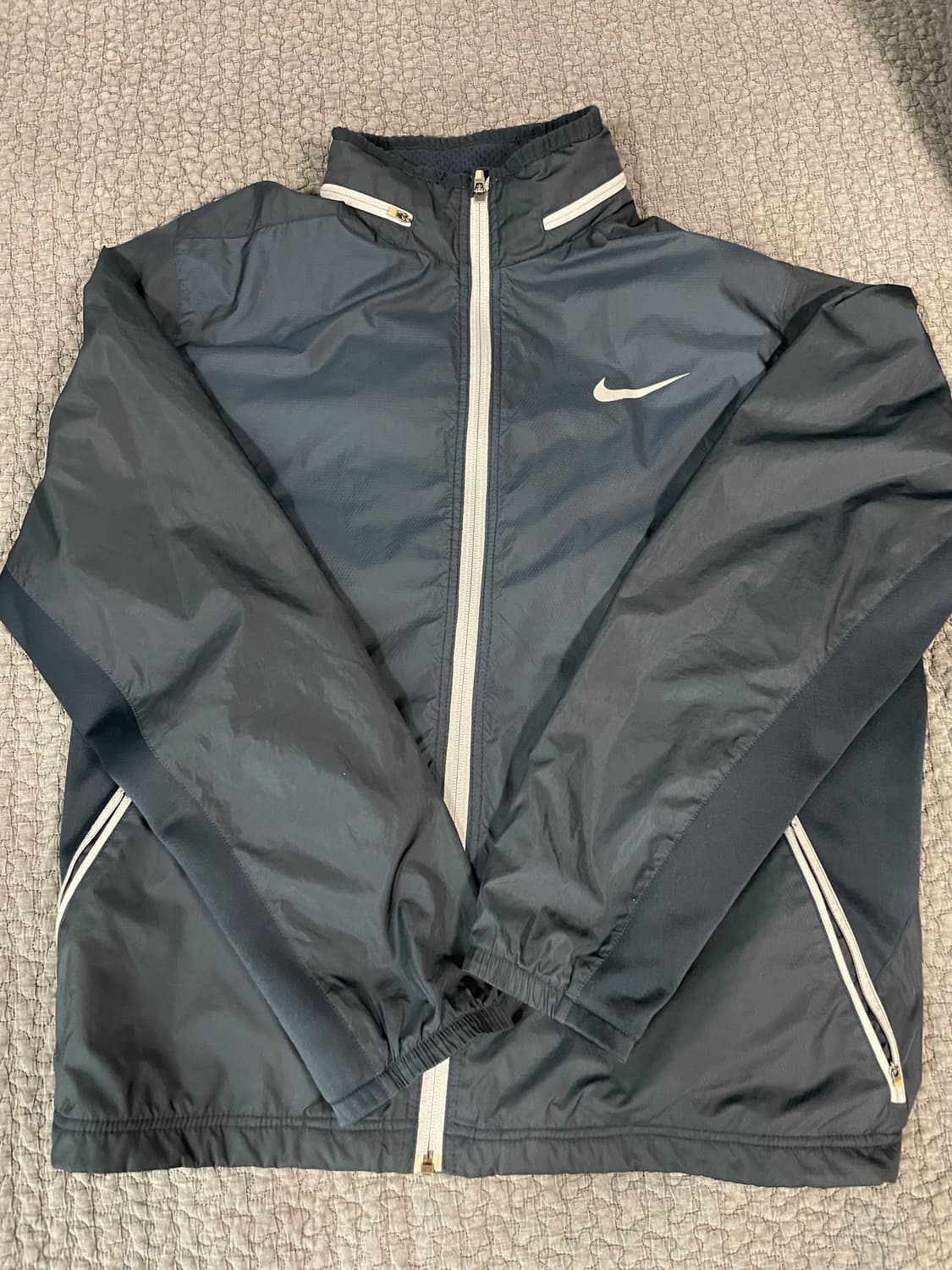 나이키 바람막이 상품이미지1