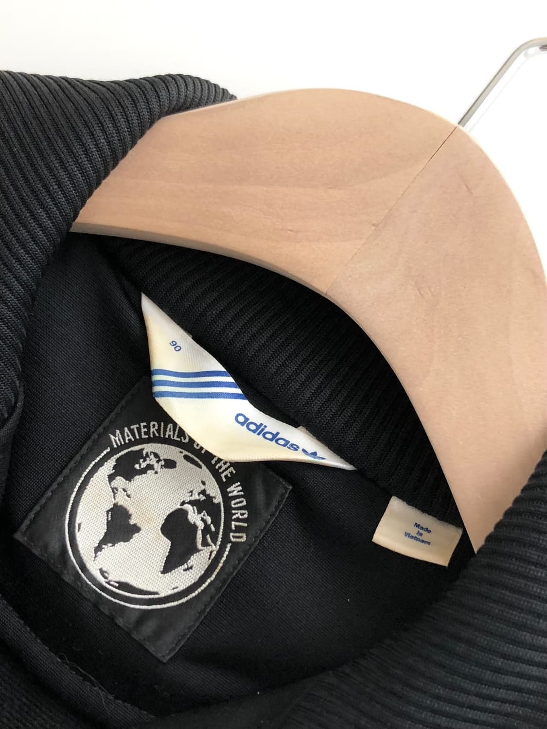 Adidas 아디다스 블랙 컬러 마틴로즈 트랙탑 상품이미지7