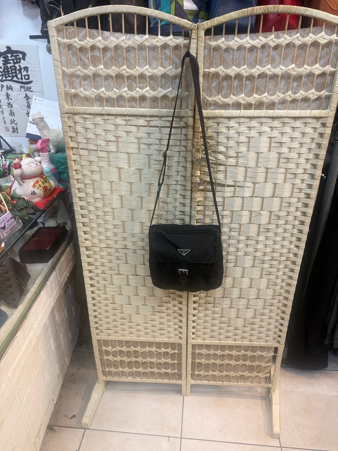 정품 프라다 나일론 메신져 크로스백 팝니다 상품이미지1