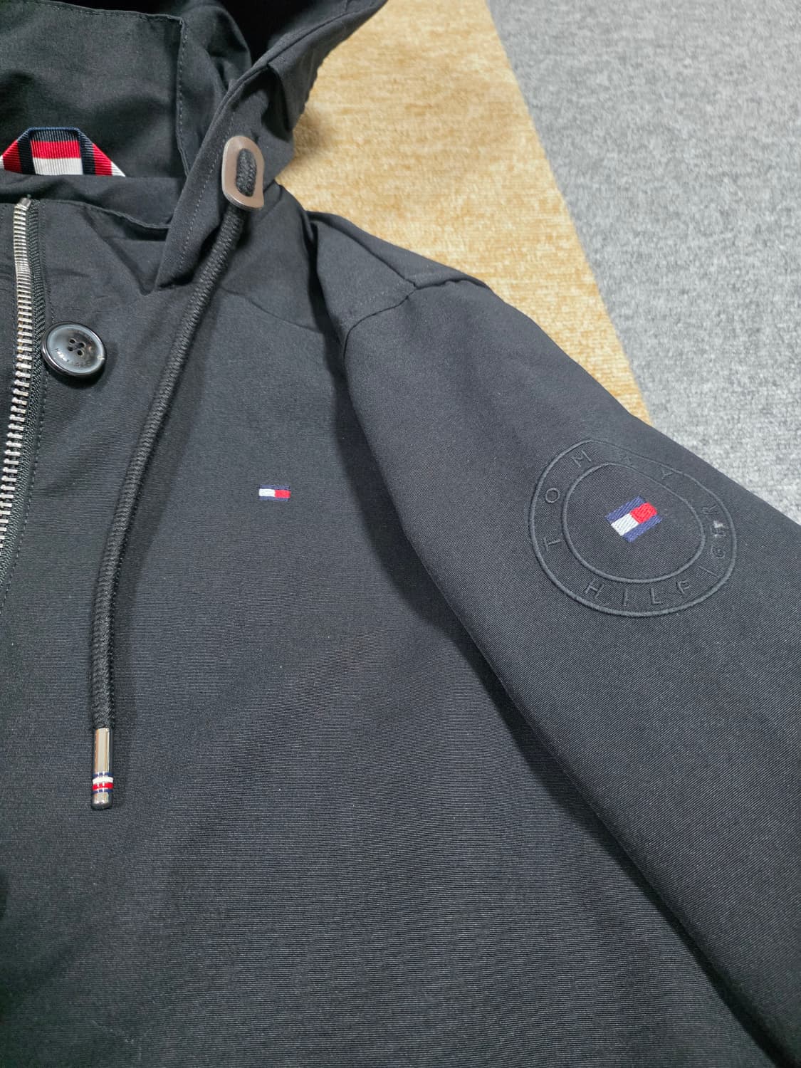 타미힐피거 블랙 후드 야상 코트 상품이미지9