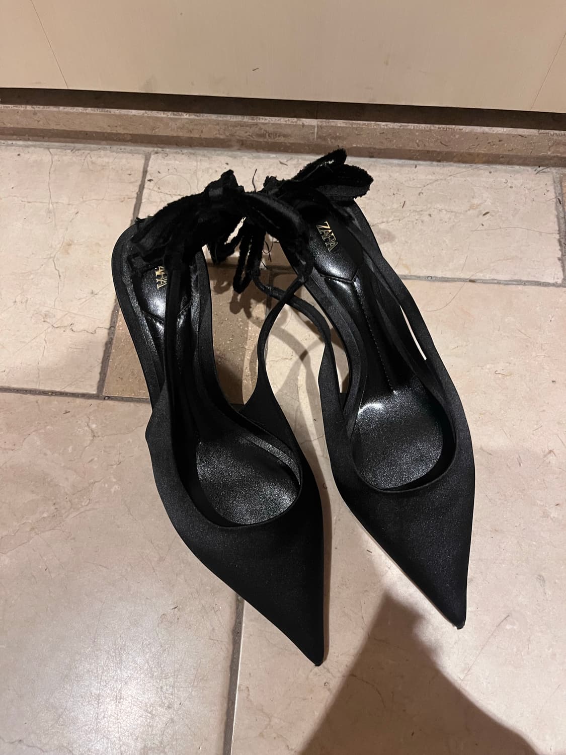 자라 새틴 리본 스트랩 스텔레토 힐 37 상품이미지1