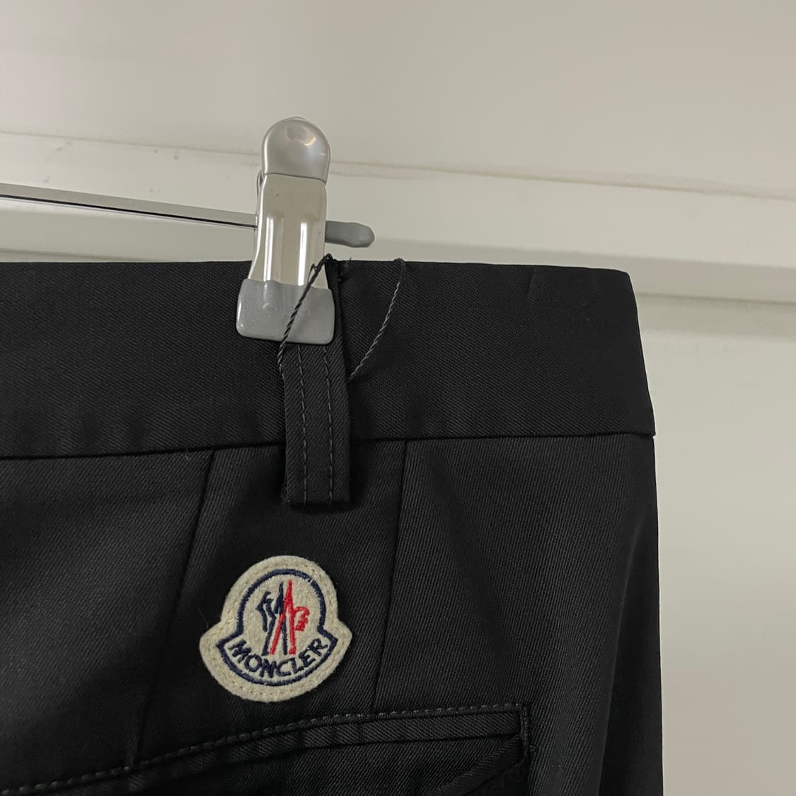 몽클레어 슬랙스 블랙 48 상품이미지4
