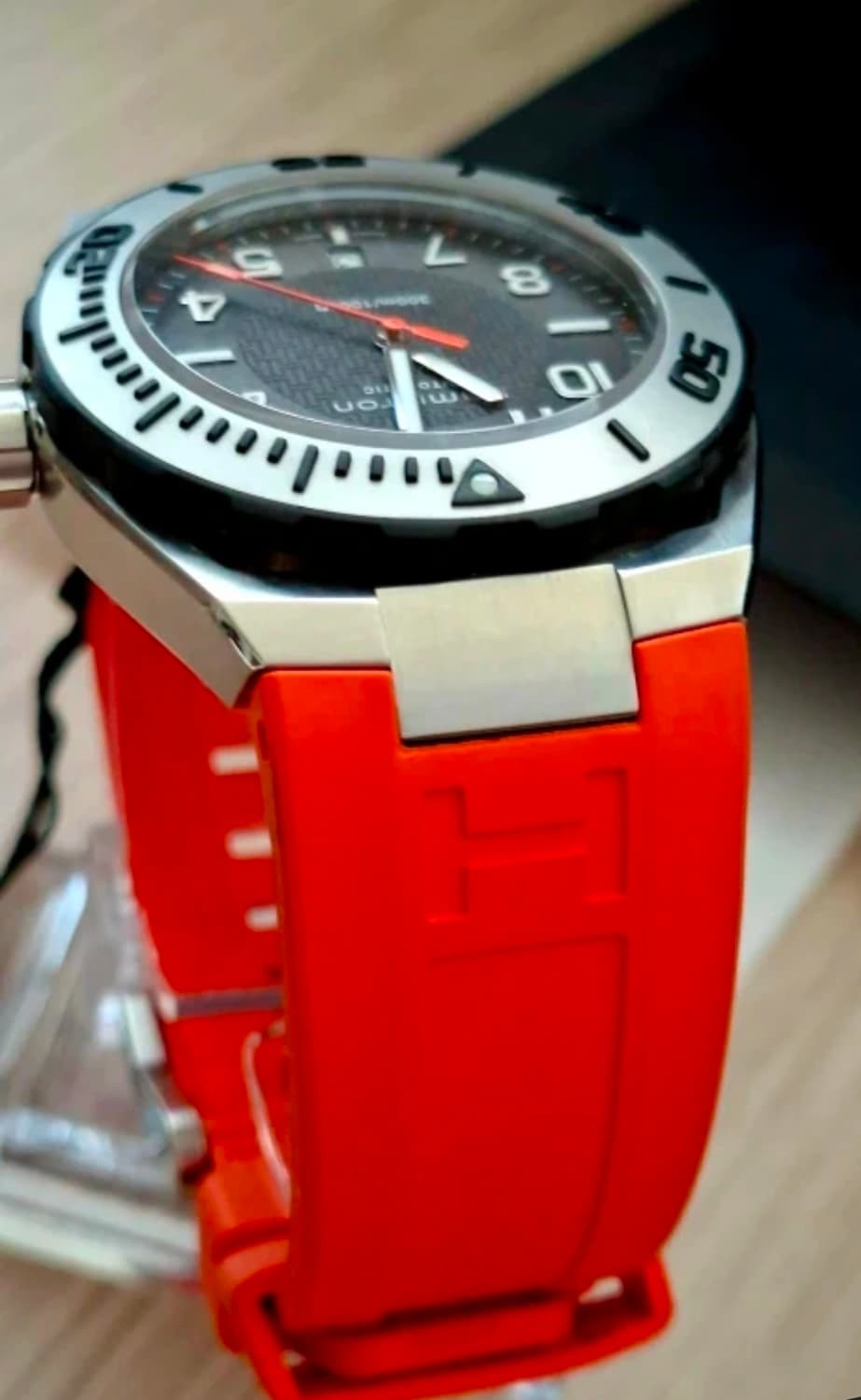 해밀턴 카키 네이비 Khaki Navy Sub

Auto 오토매틱 | 4 상품이미지5