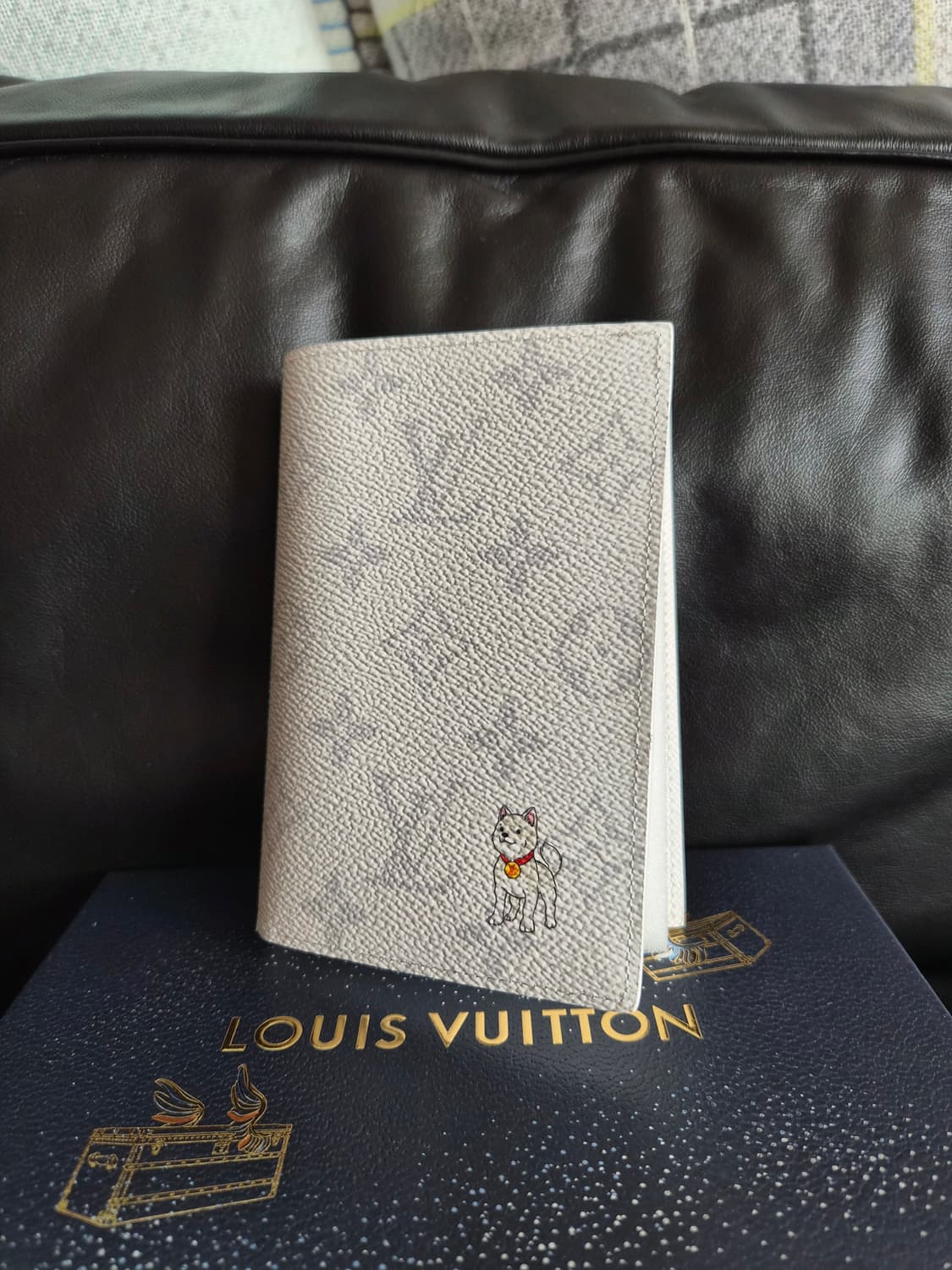 루이비통 한국한정 여권지갑 상품이미지2