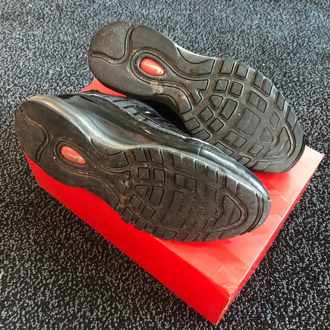 슈프림 에어맥스 98 블랙 280 상품이미지4