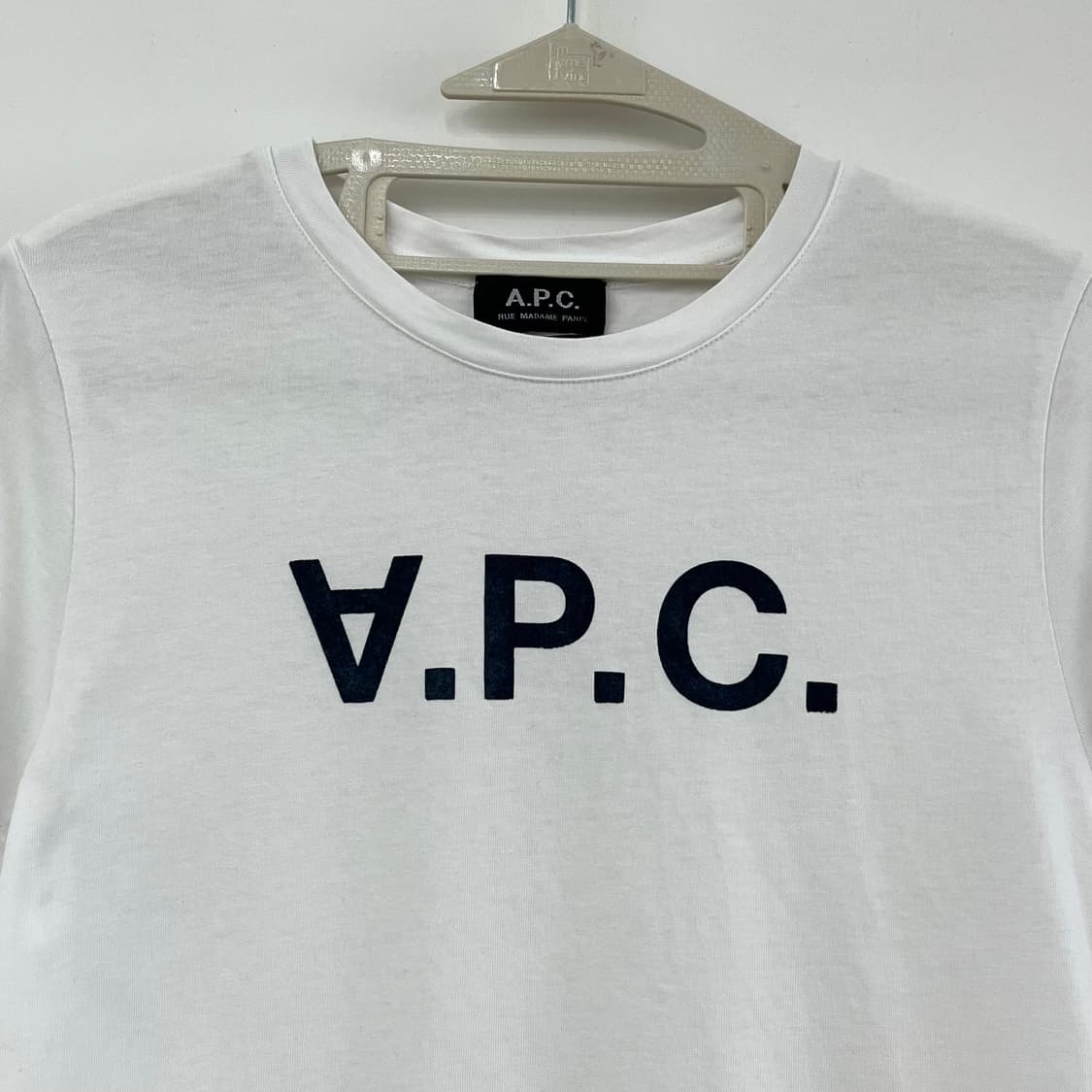 아페쎄 VPC 로고 화이트 반팔 티셔츠 상품이미지4