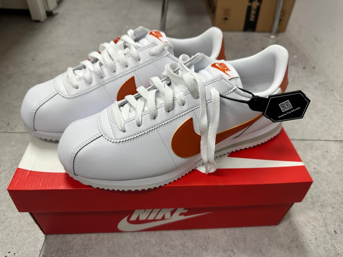나이키 코르테즈 화이트 캠프파이어 오렌지 상품이미지1