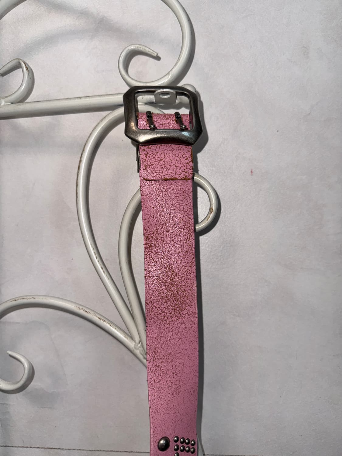Levi’s pink stud punching belt 상품이미지5