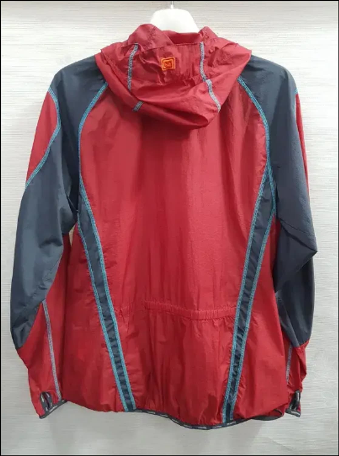 마운티아 경량후드 바람막이 상품이미지5