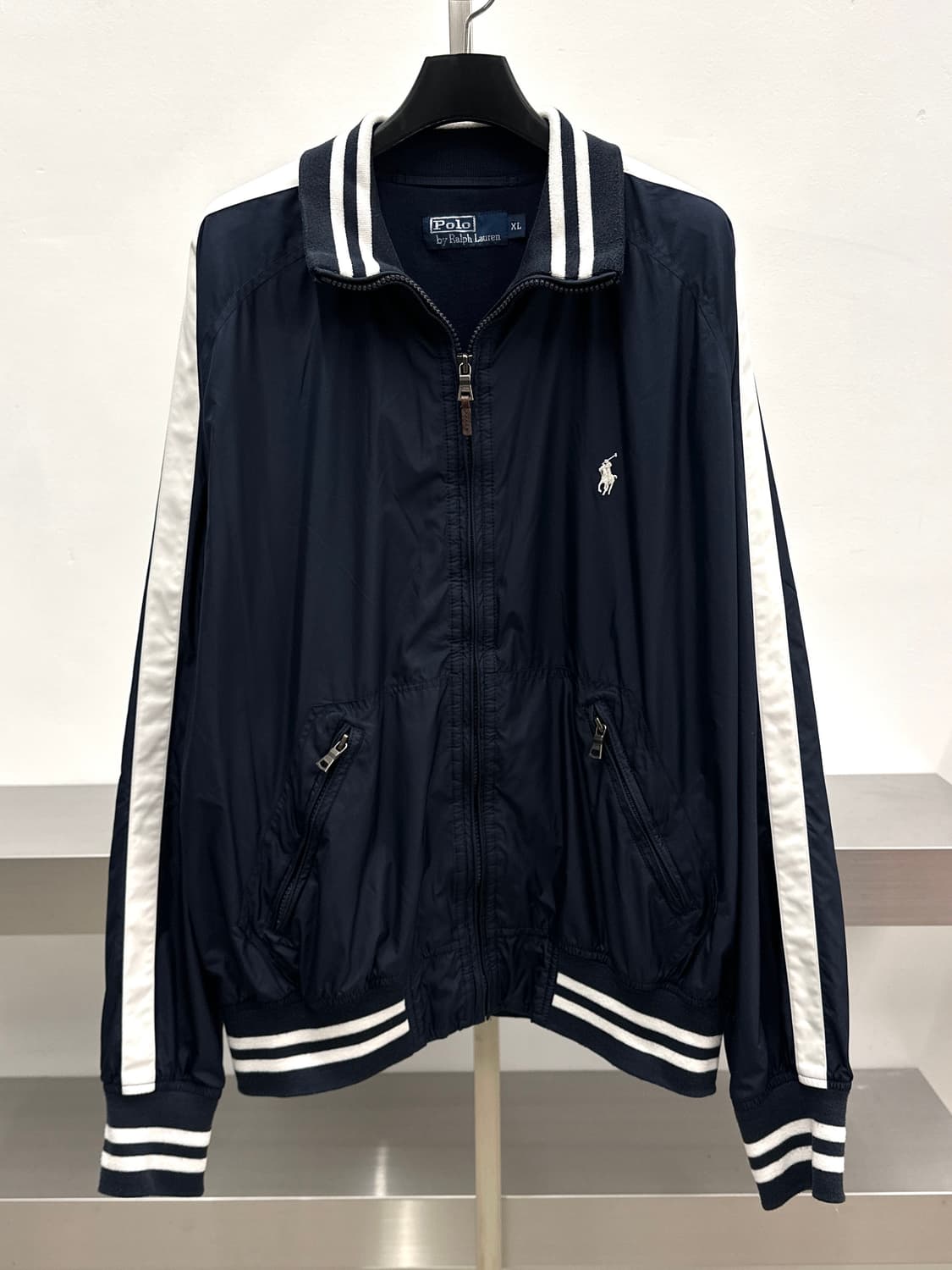 폴로 랄프로렌 다크네이비 사이드라인 바람막이  상품이미지1