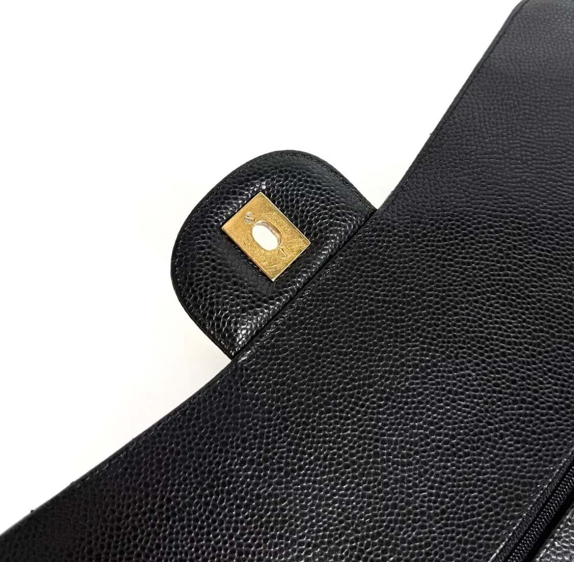 샤넬 캐비어 클래식 플랩백 맥시 27번대 A58601 상품이미지7