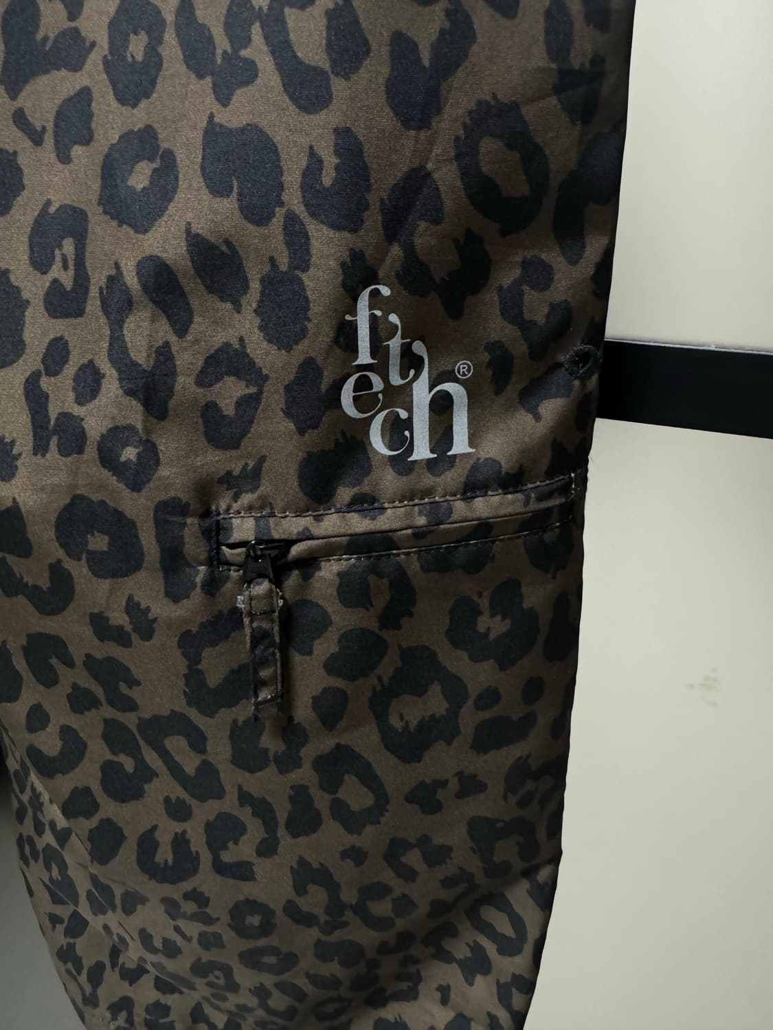 페치선데이 레오파드 트랙팬츠 M 상품이미지3