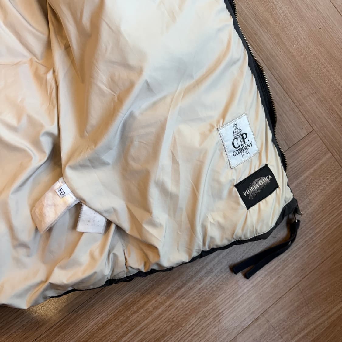 씨피컴퍼니 PIUMA DOCA 워치 파인더 푸퍼 자켓 상품이미지10