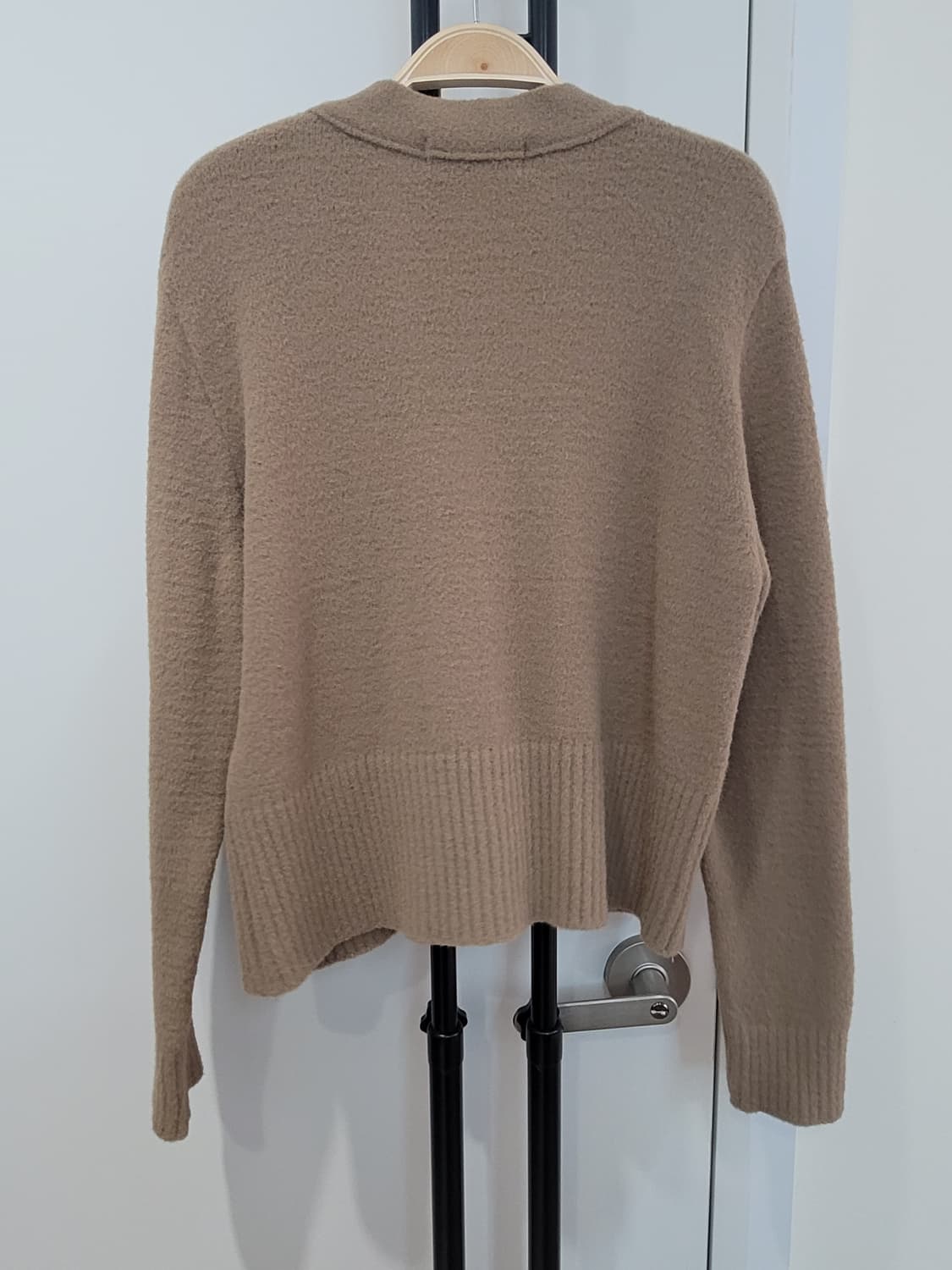 로에일 코지 딥 브이넥 가디건_베이지 상품이미지5