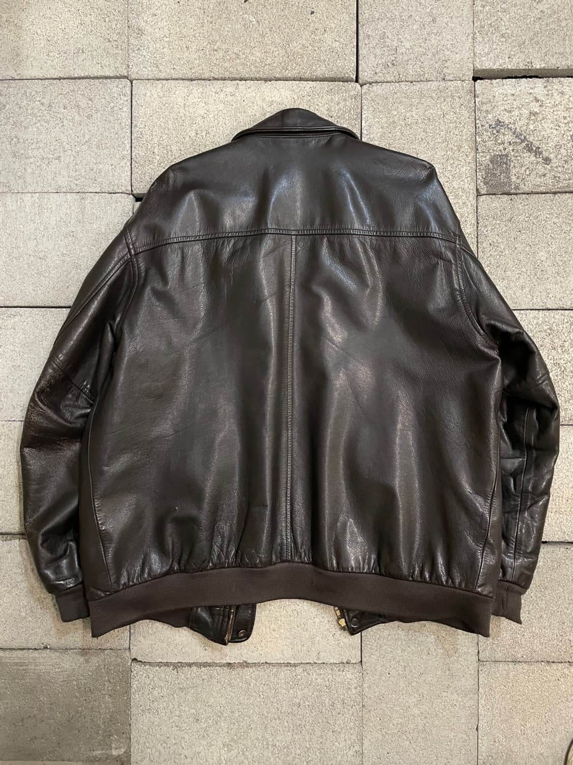 엘엘빈 A-2 염소 가죽 자켓  상품이미지5