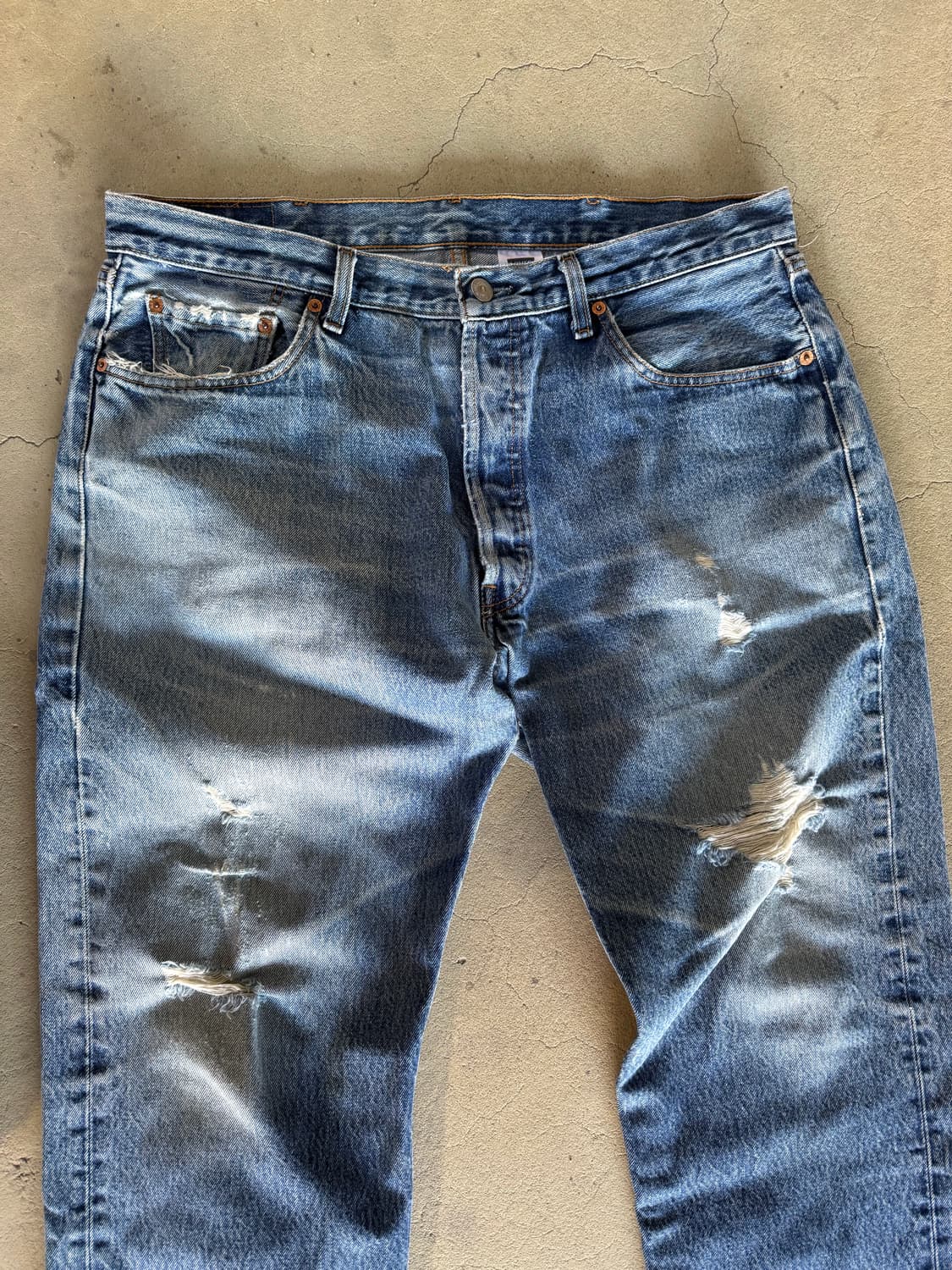 120$ Vintage levis 501 distressed 38X30 상품이미지2