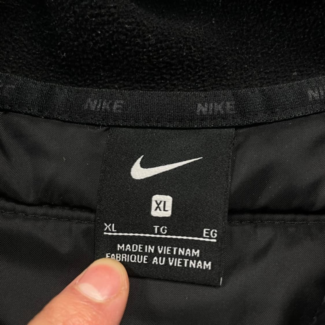 105 나이키 에어로로프트 패딩 상품이미지3