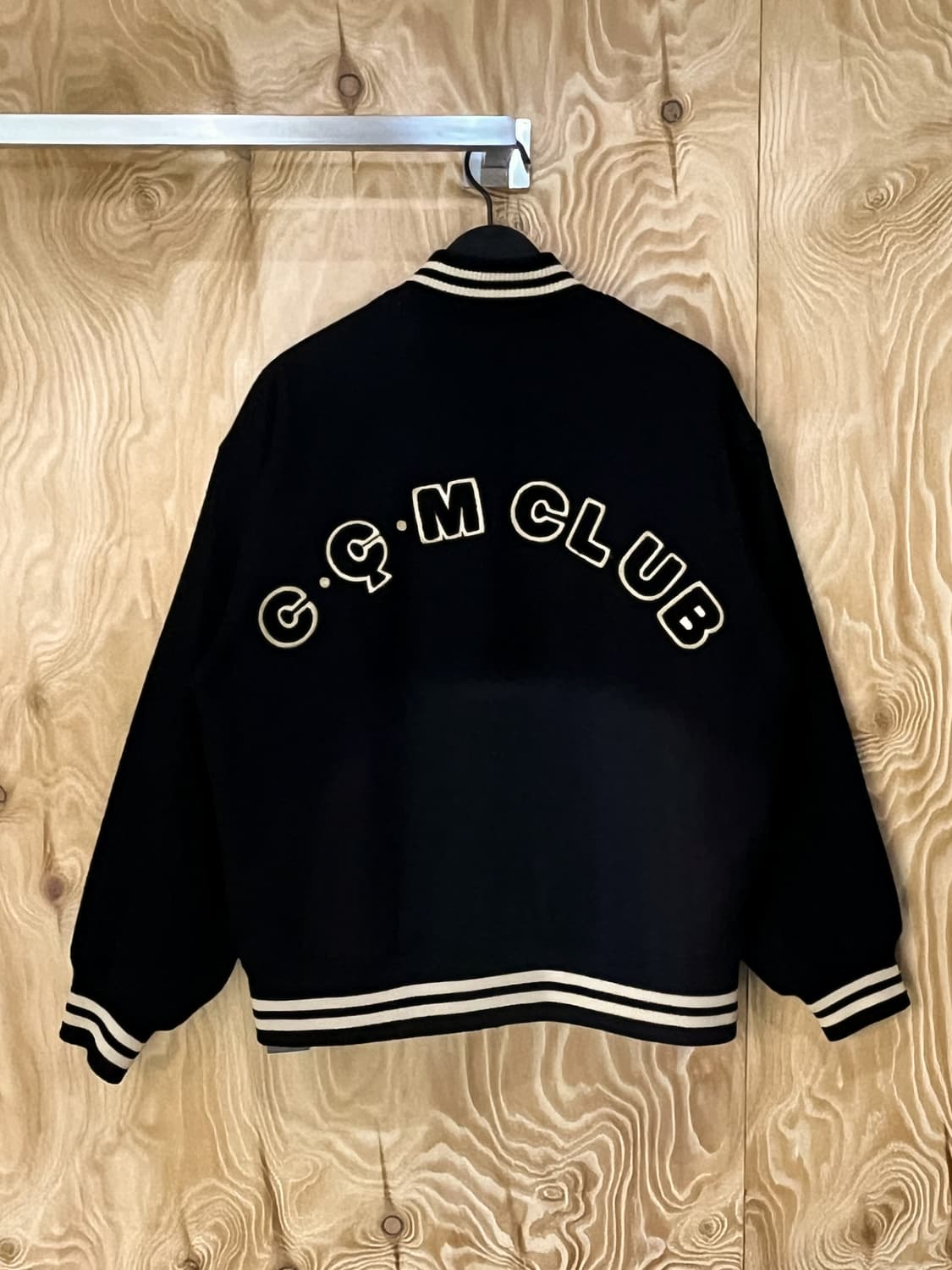 Comme Ca Du Mode 백 로고 바시티 자켓 상품이미지1