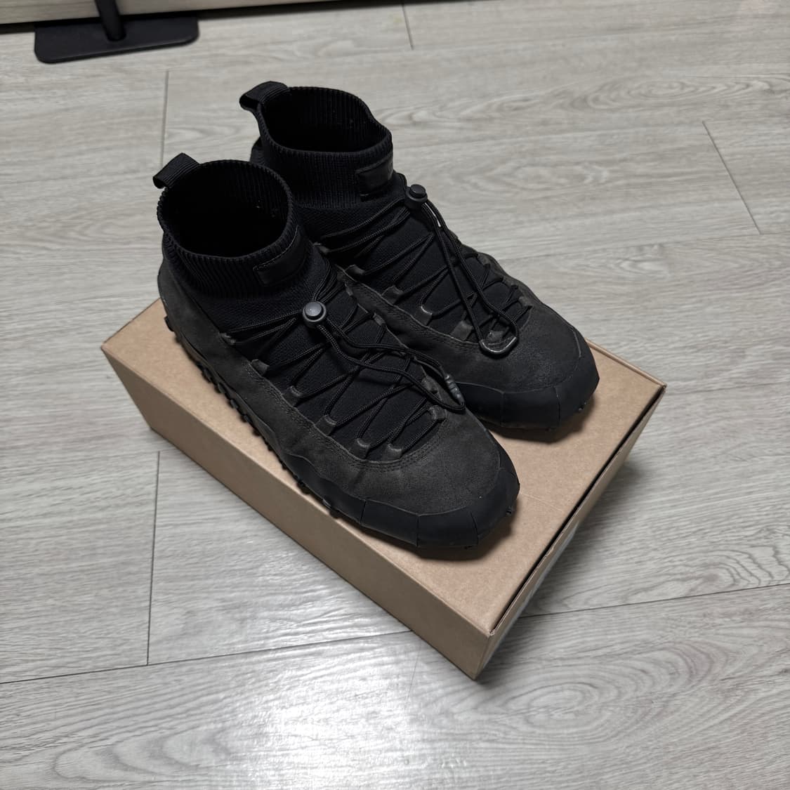 르메르 비브람 랩 온 스니커즈 아스팔트 43 상품이미지3