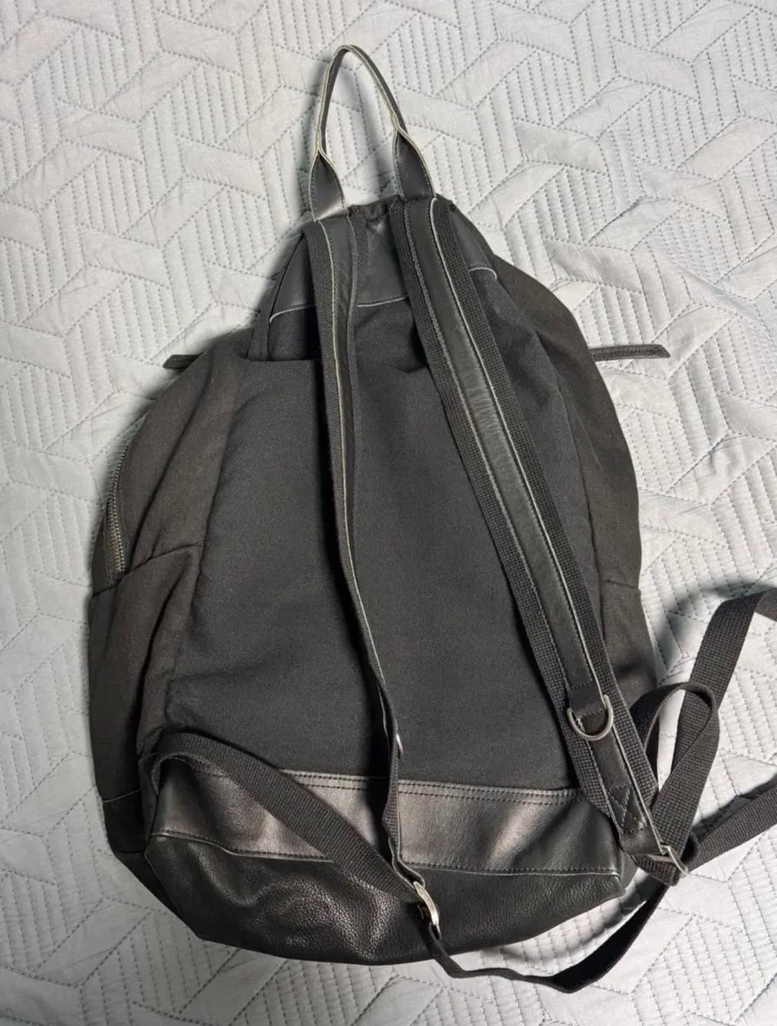 해칭룸 레더 데이팩 백팩 상품이미지3