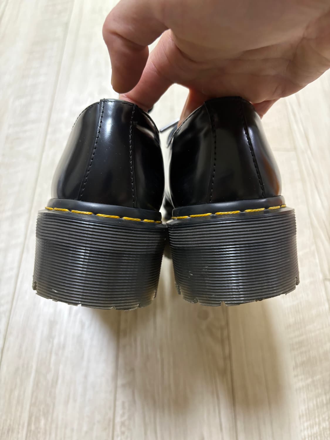 닥터마틴 1461 3홀 쿼드 250 상품이미지5