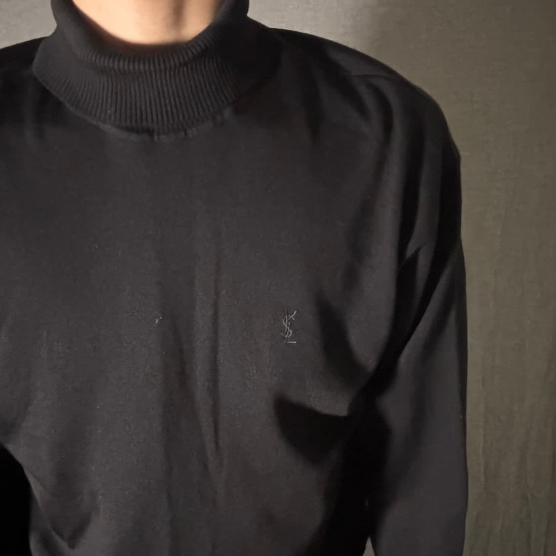 YSL 입생로랑 블랙 터틀넥 니트 상품이미지2