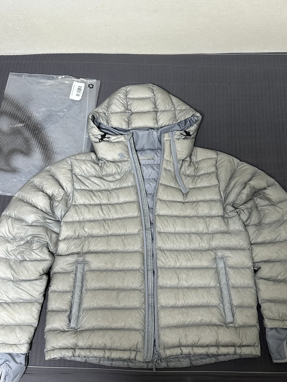 산산기어 서픽스 푸퍼 자켓 그레이 24FW (Size 3) 상품이미지1