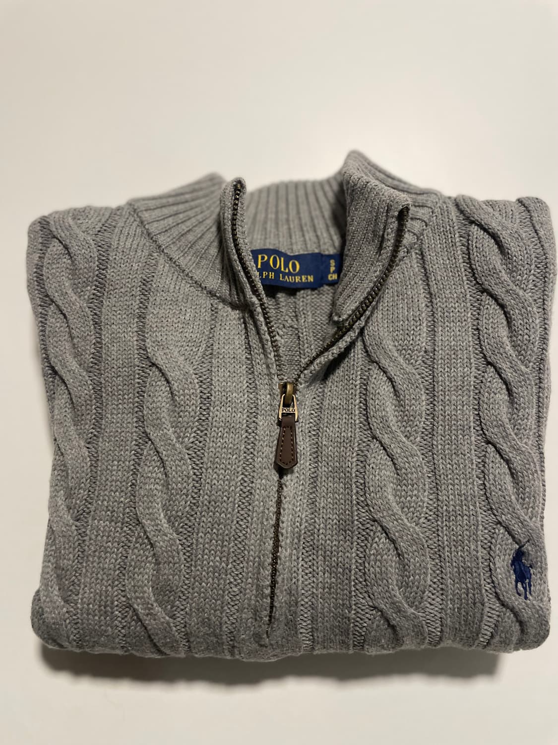 폴로 케이블 니트 연그레이 반집업  상품이미지4