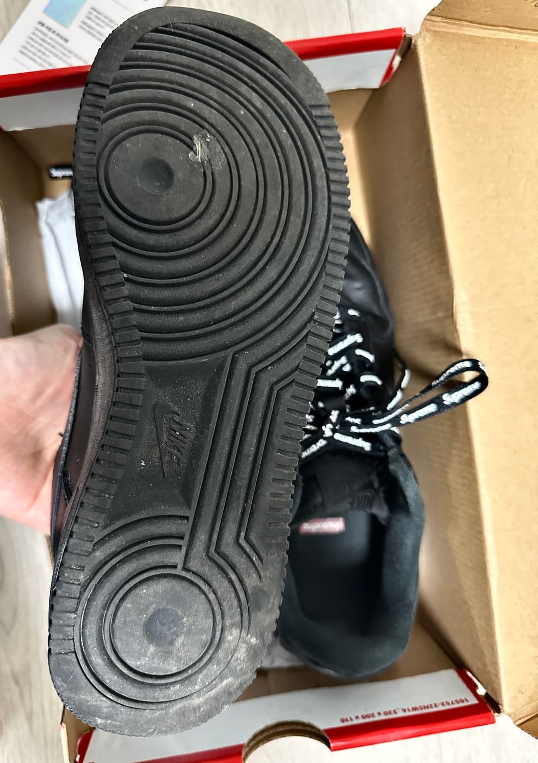 Nike x Supreme Air Force 1 Low Black 상품이미지5