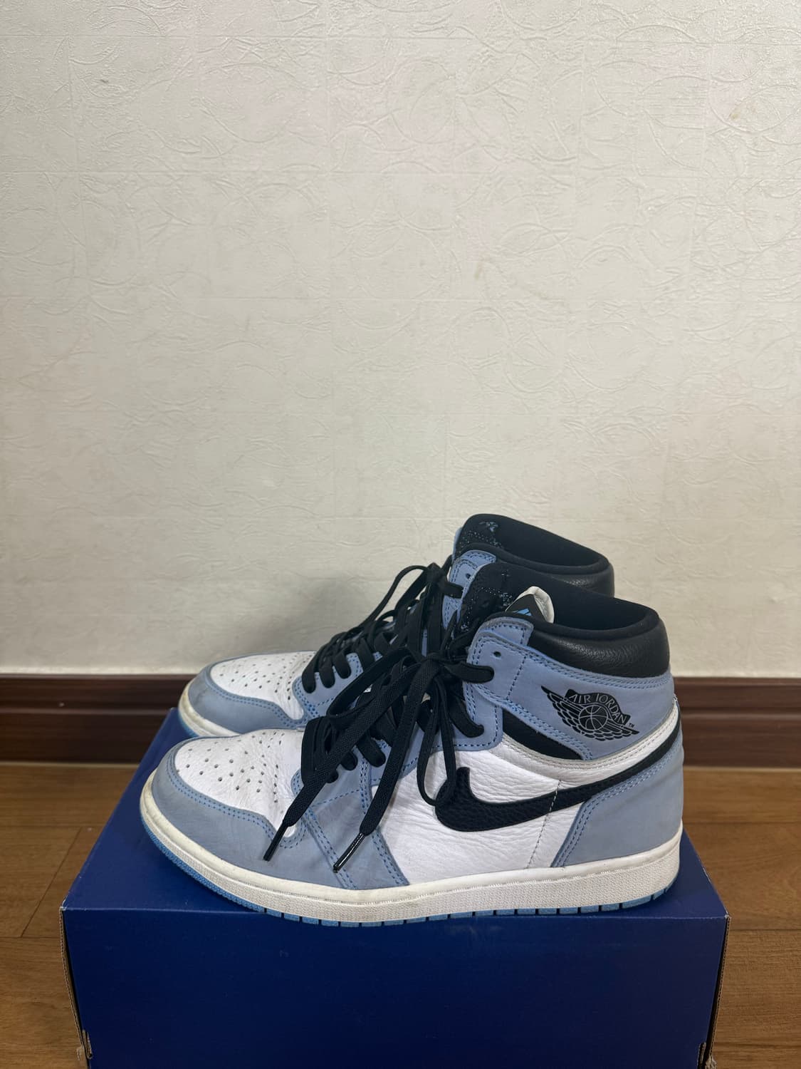 조던1 하이 유니버시티블루 275 상품이미지2