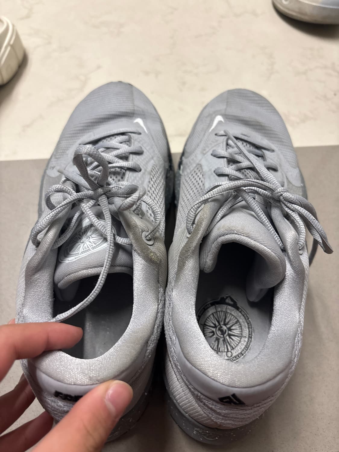 나이키 줌프릭 4 울프 그레이 화이트 상품이미지2